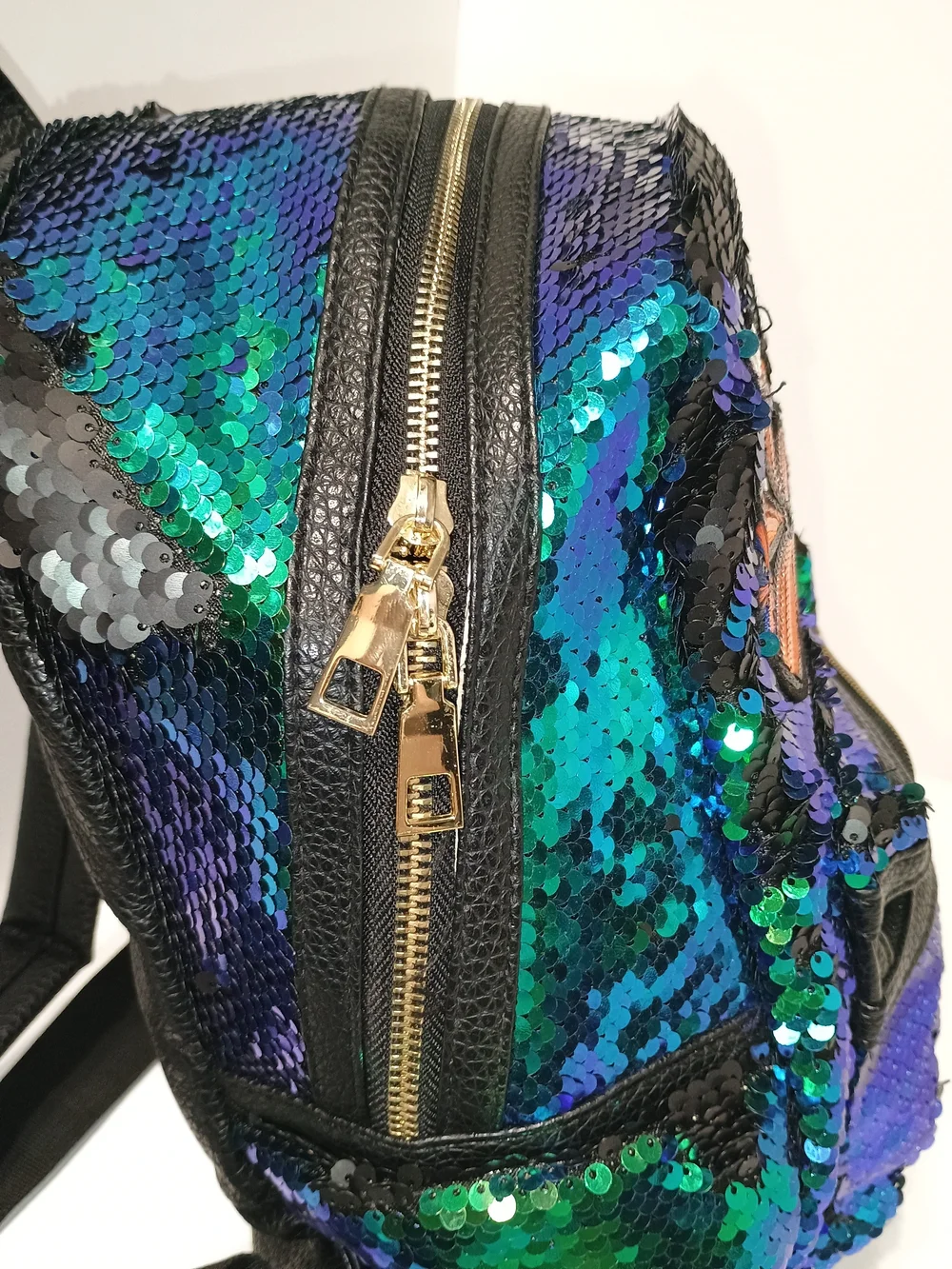 Style Lab Girl Mermaid Sequin Mini Backpack Purse Bird & Hummingbird Patc
